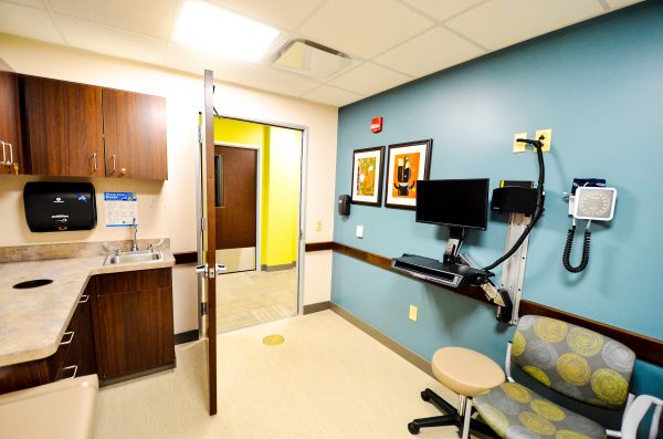 health-care_25650741428_o-2